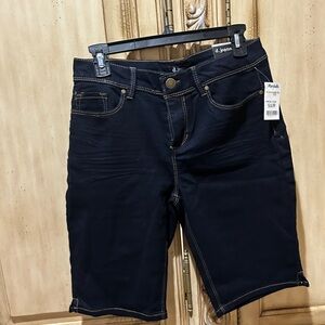 D. Jeans modern fit